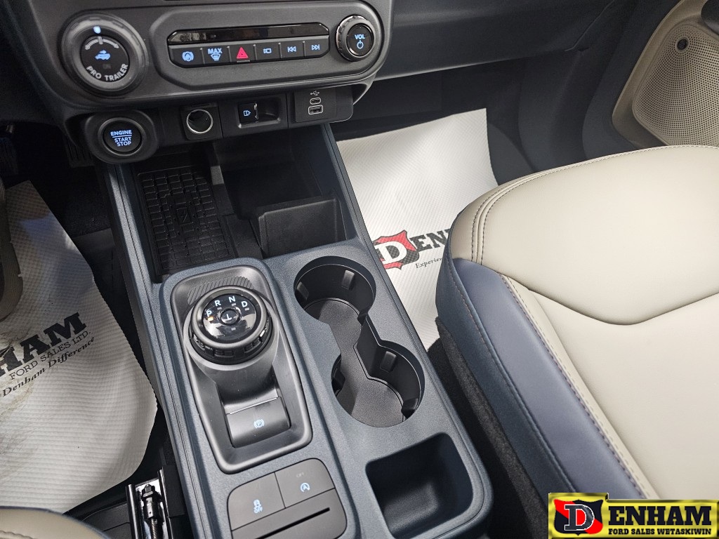 2025 Ford Maverick LARIAT - Thumbnail 19