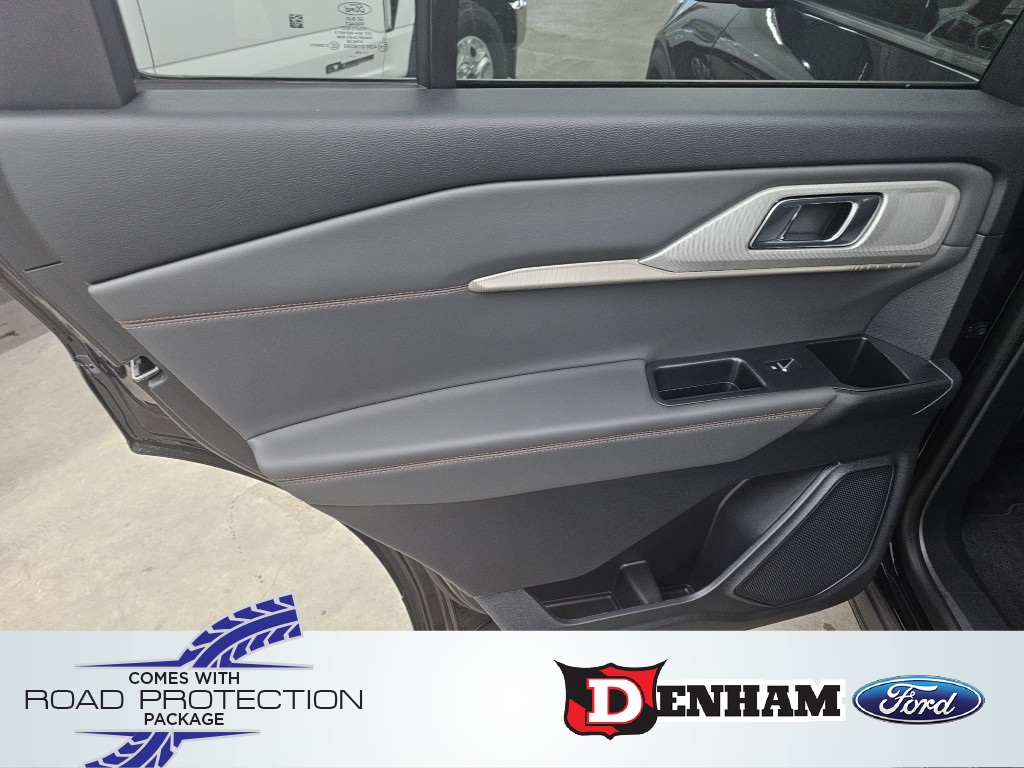 2026 Ford Explorer ACTIVE W/200A PKG - Thumbnail 9