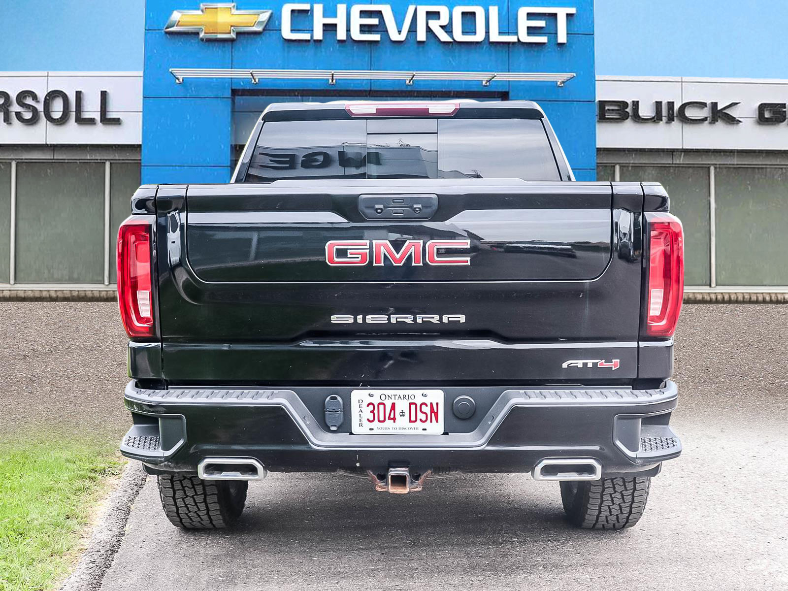 2022 GMC Sierra 1500 AT4 | NEW TIRES | 4WD | DIESEL | - Thumbnail 4