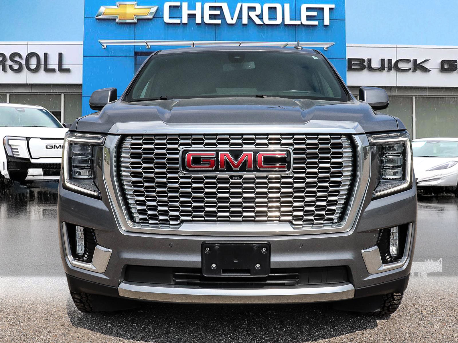 2021 GMC Yukon DENALI | PANO ROOF | ONE OWNER | LOCAL TRADE | NO ACCIDENTS | - Thumbnail 2