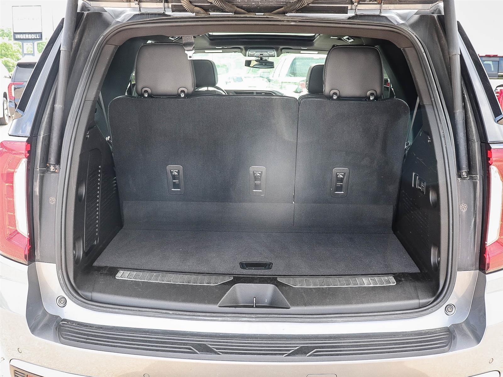 2021 GMC Yukon DENALI | PANO ROOF | ONE OWNER | LOCAL TRADE | NO ACCIDENTS | - Thumbnail 24