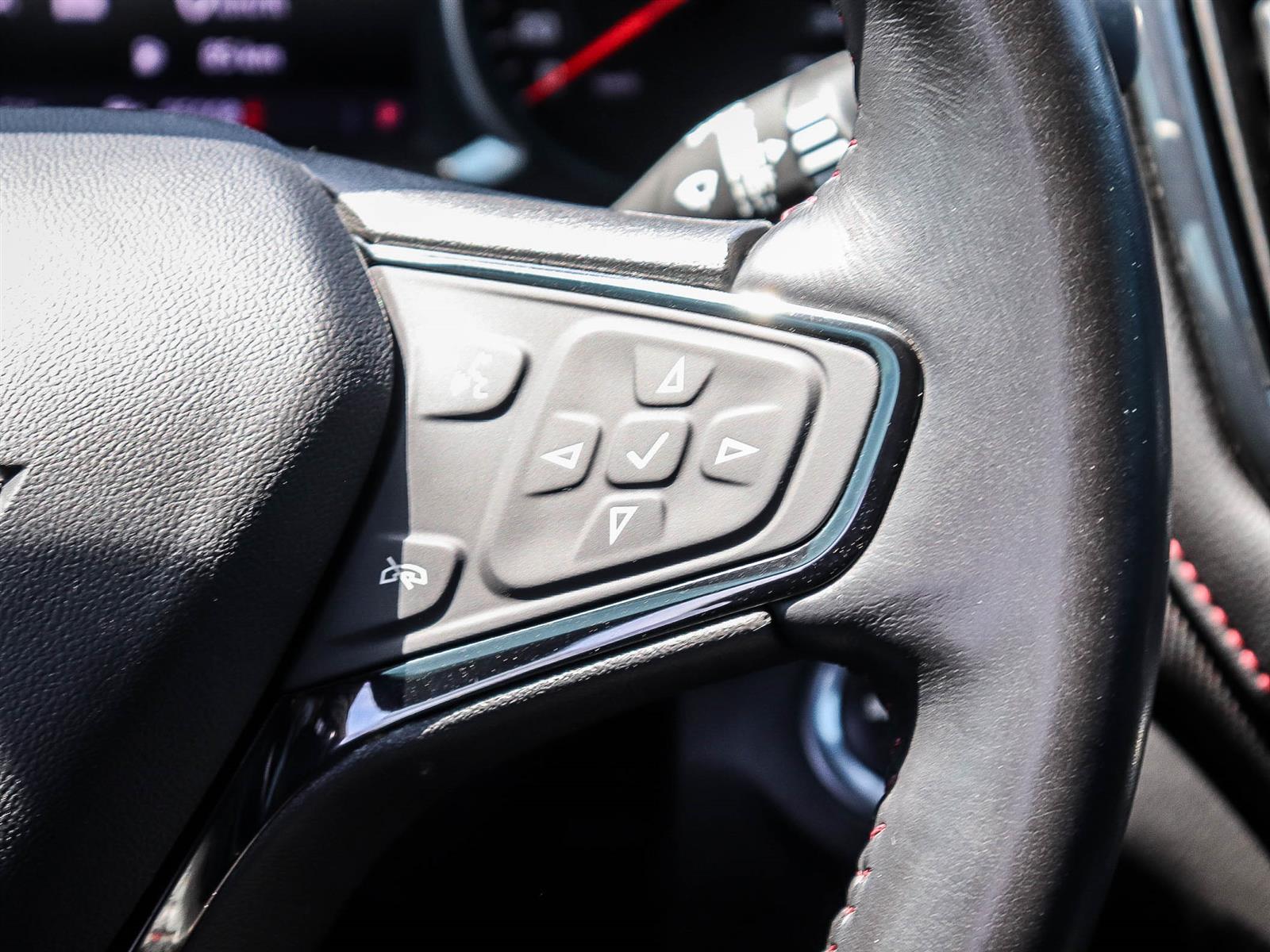 2022 Chevrolet Equinox RS AWD | CarPlay | Heated Seats - Thumbnail 13