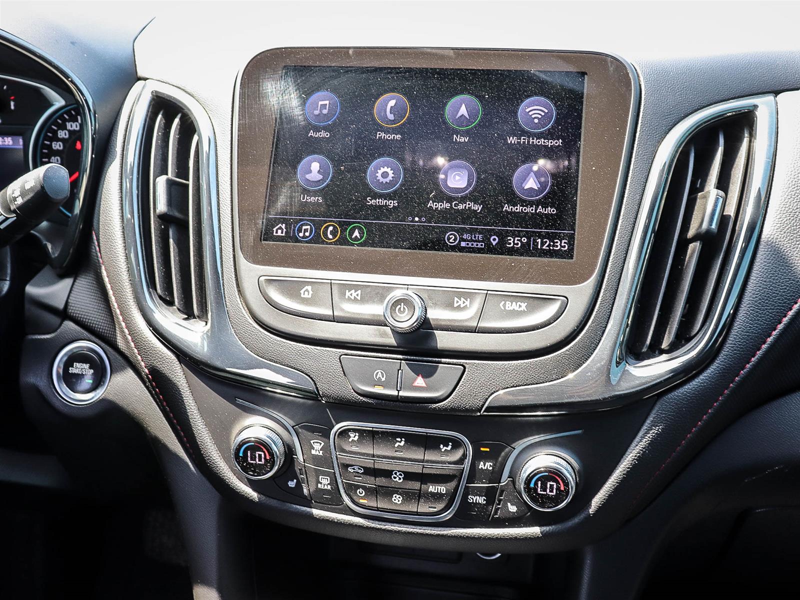 2022 Chevrolet Equinox RS AWD | CarPlay | Heated Seats - Thumbnail 14