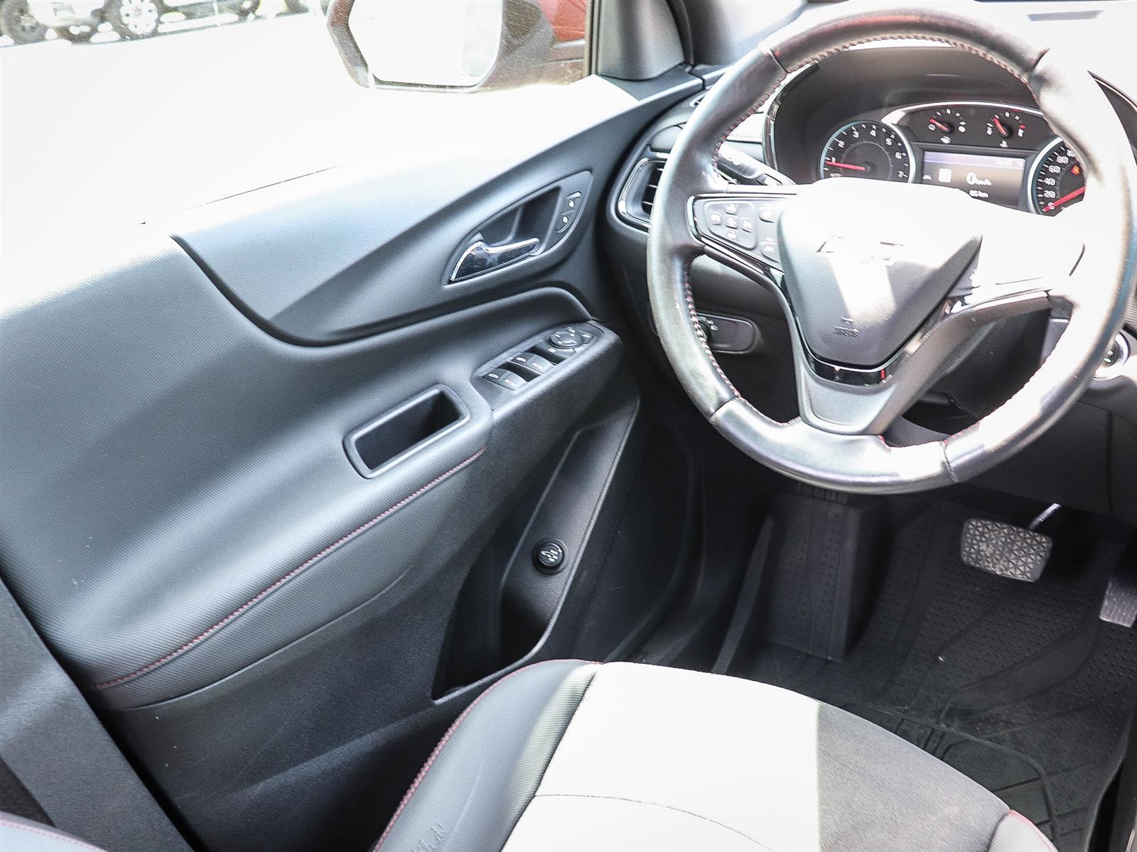 2022 Chevrolet Equinox RS AWD | CarPlay | Heated Seats - Thumbnail 15