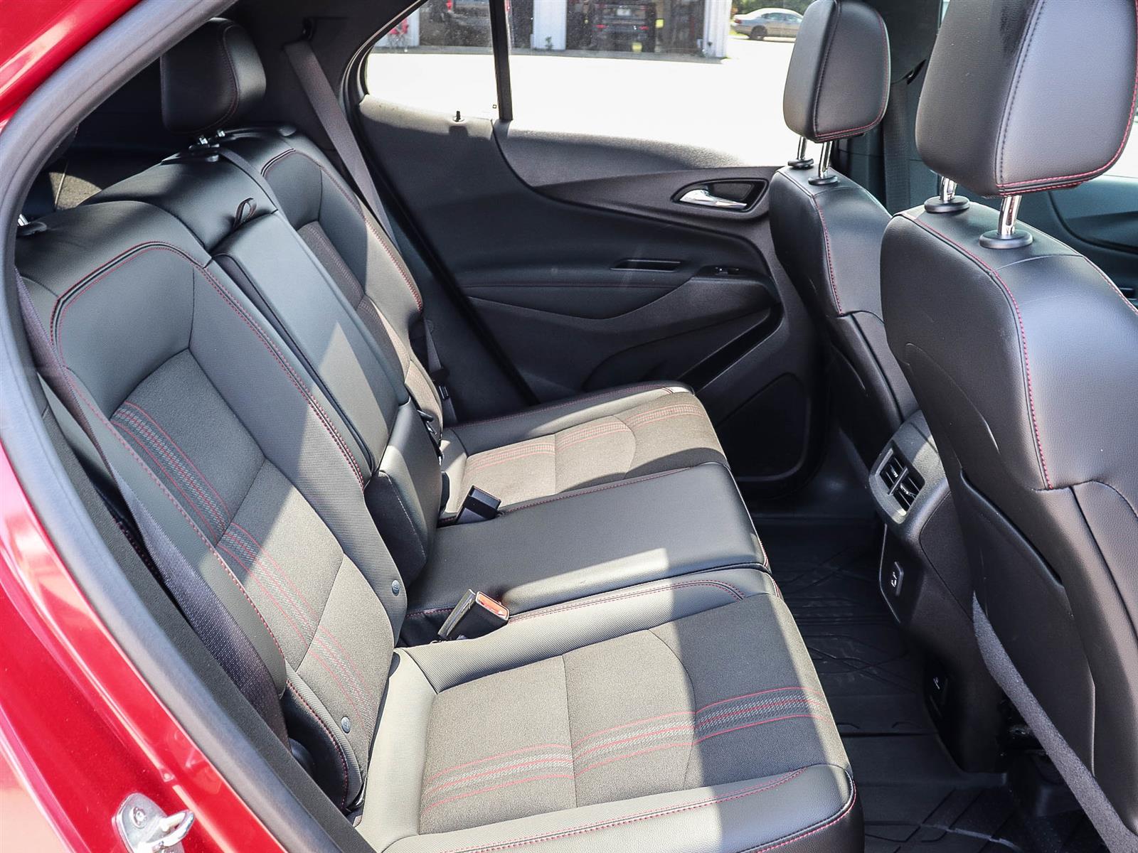 2022 Chevrolet Equinox RS AWD | CarPlay | Heated Seats - Thumbnail 21