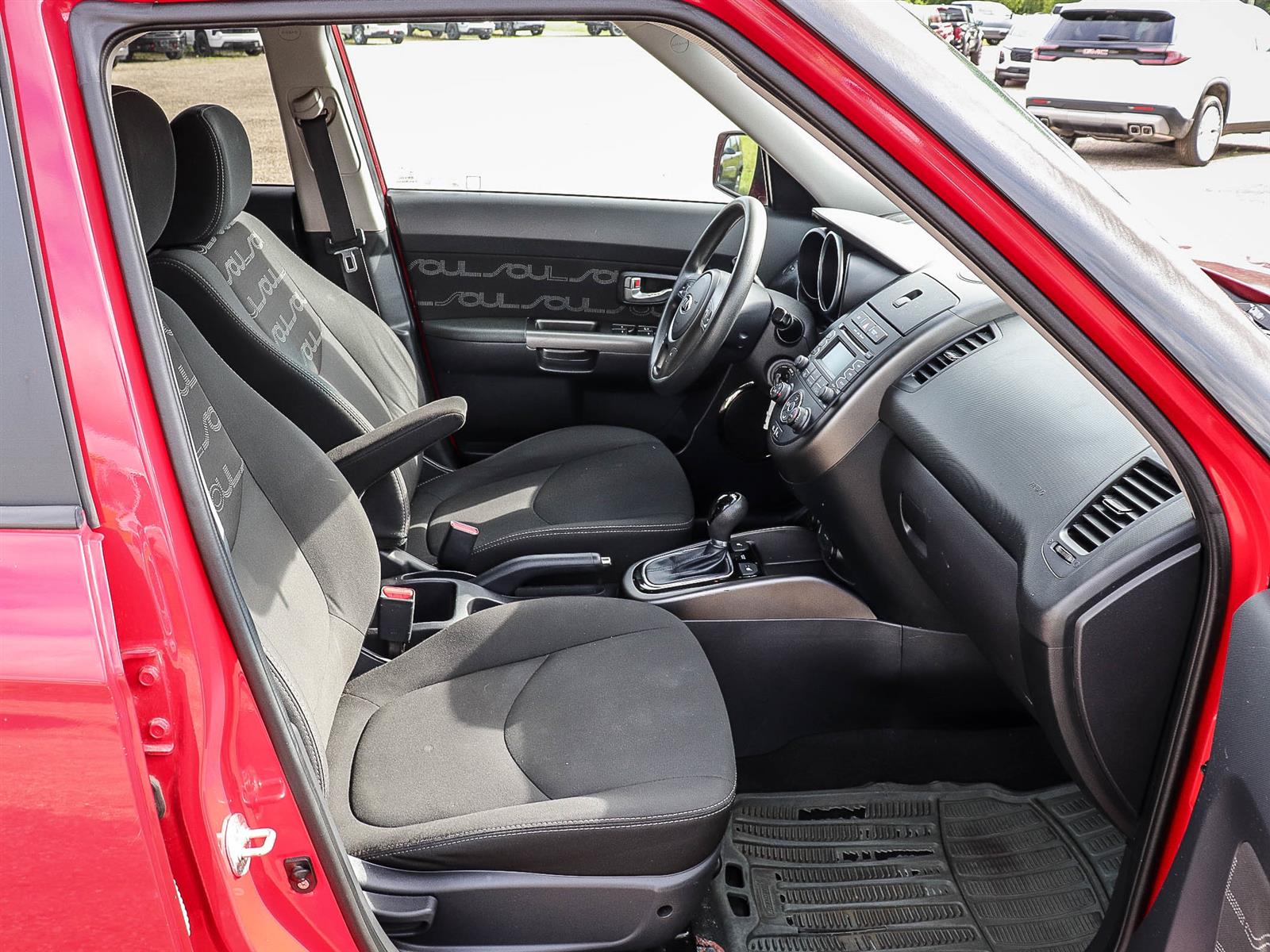 2013 Kia Soul 4U - Thumbnail 19
