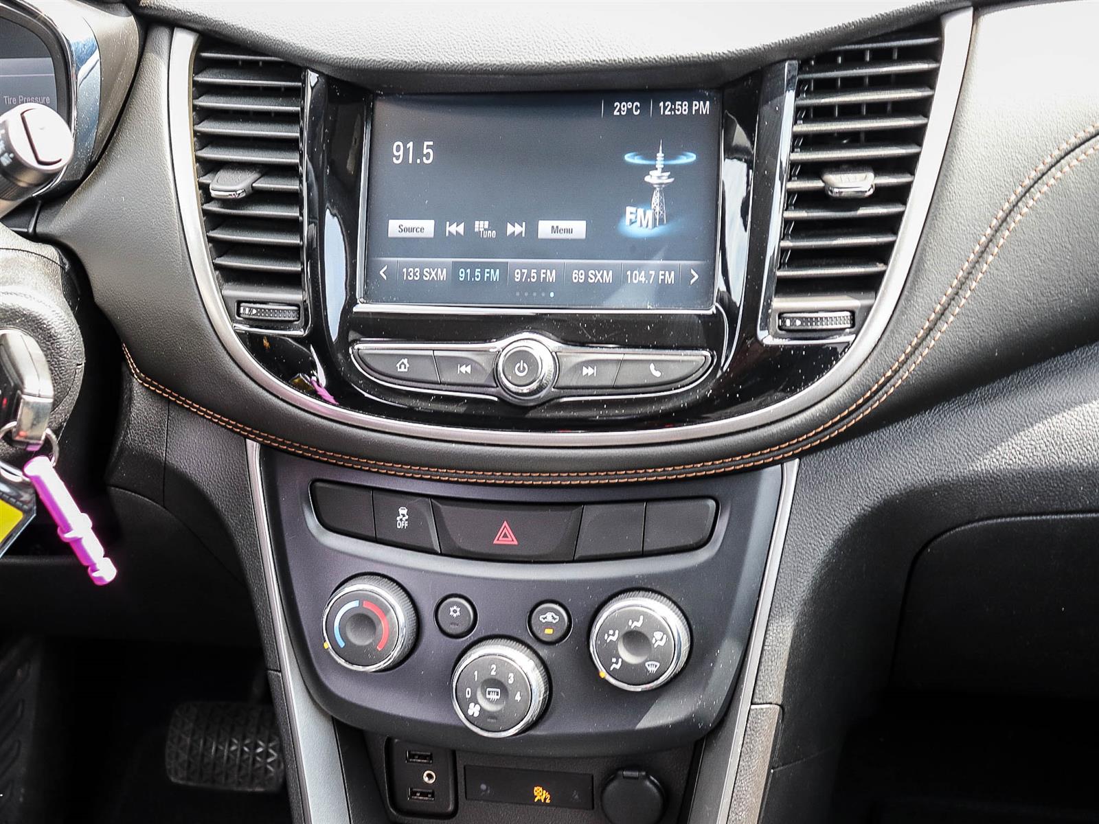 2017 Chevrolet Trax LT - Thumbnail 14