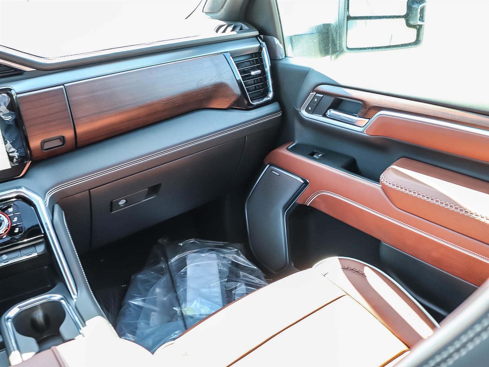2026 GMC Sierra 2500 HD DENALI ULTIMATE - Thumbnail 18