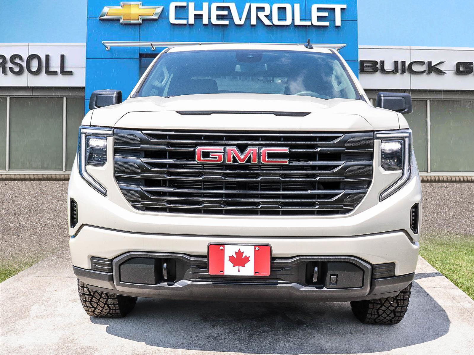 2026 GMC Sierra 1500 PRO - Thumbnail 2