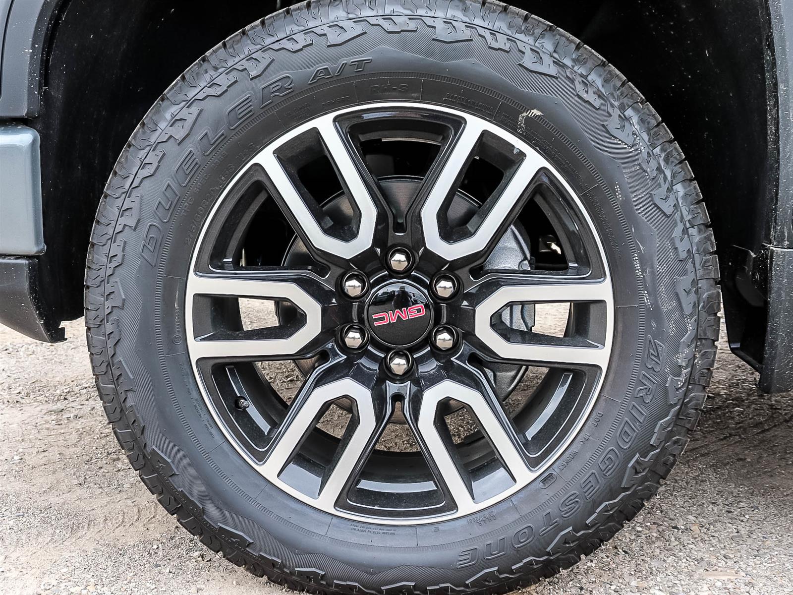 2026 GMC Sierra 1500 AT4 - Thumbnail 6