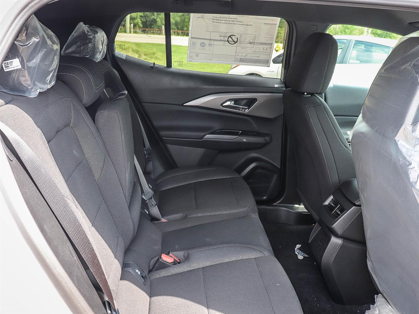 2026 Chevrolet Equinox EV LT - Thumbnail 18