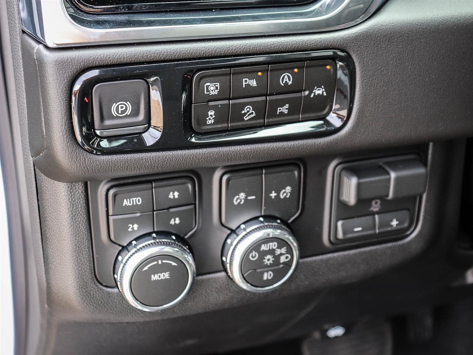 2026 GMC Yukon ELEVATION 4WD - Thumbnail 9