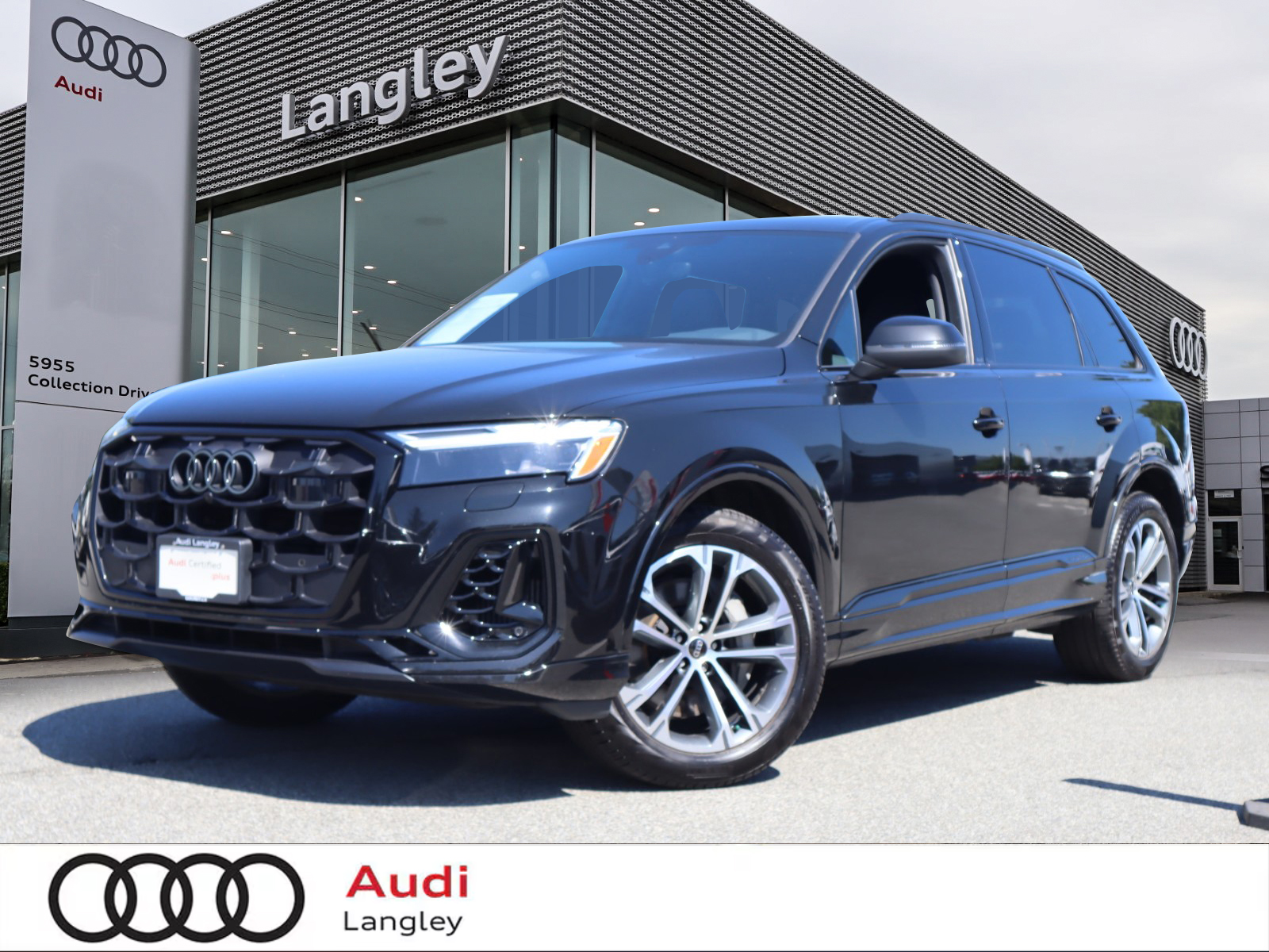 Mythos Black Metallic 2025 Audi Q7 SUV / Crossover  Automatic
