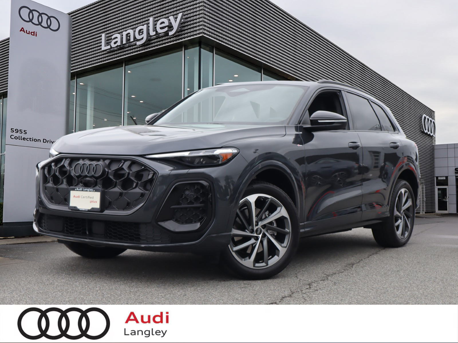 Gray (Tambora Grey Metallic) 2025 Audi Q5 SUV / Crossover Automatic