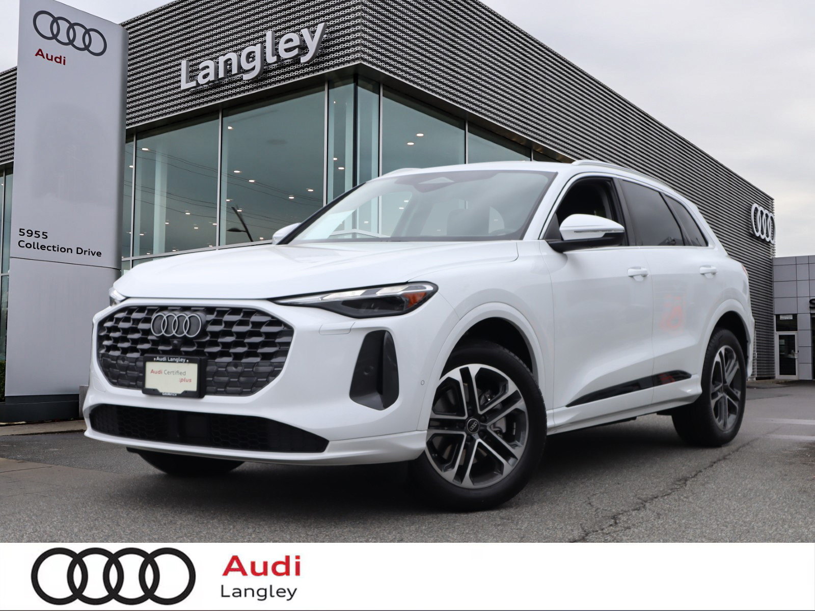 2025 Audi Q5 quattro Premium 40 TFSI