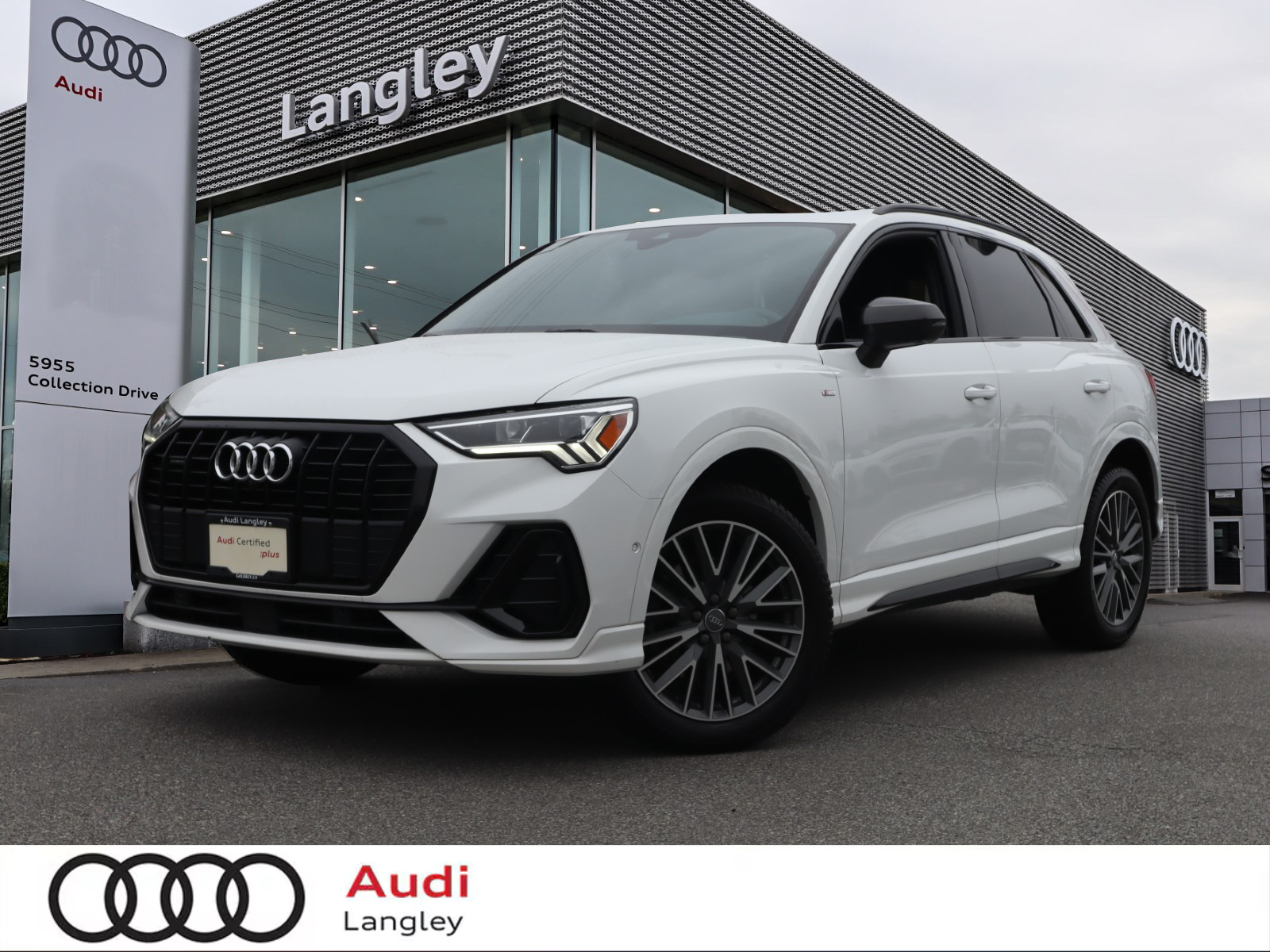 2020 Audi Q3 45 2.0T Technik quattro 8sp Tiptronic - Main View