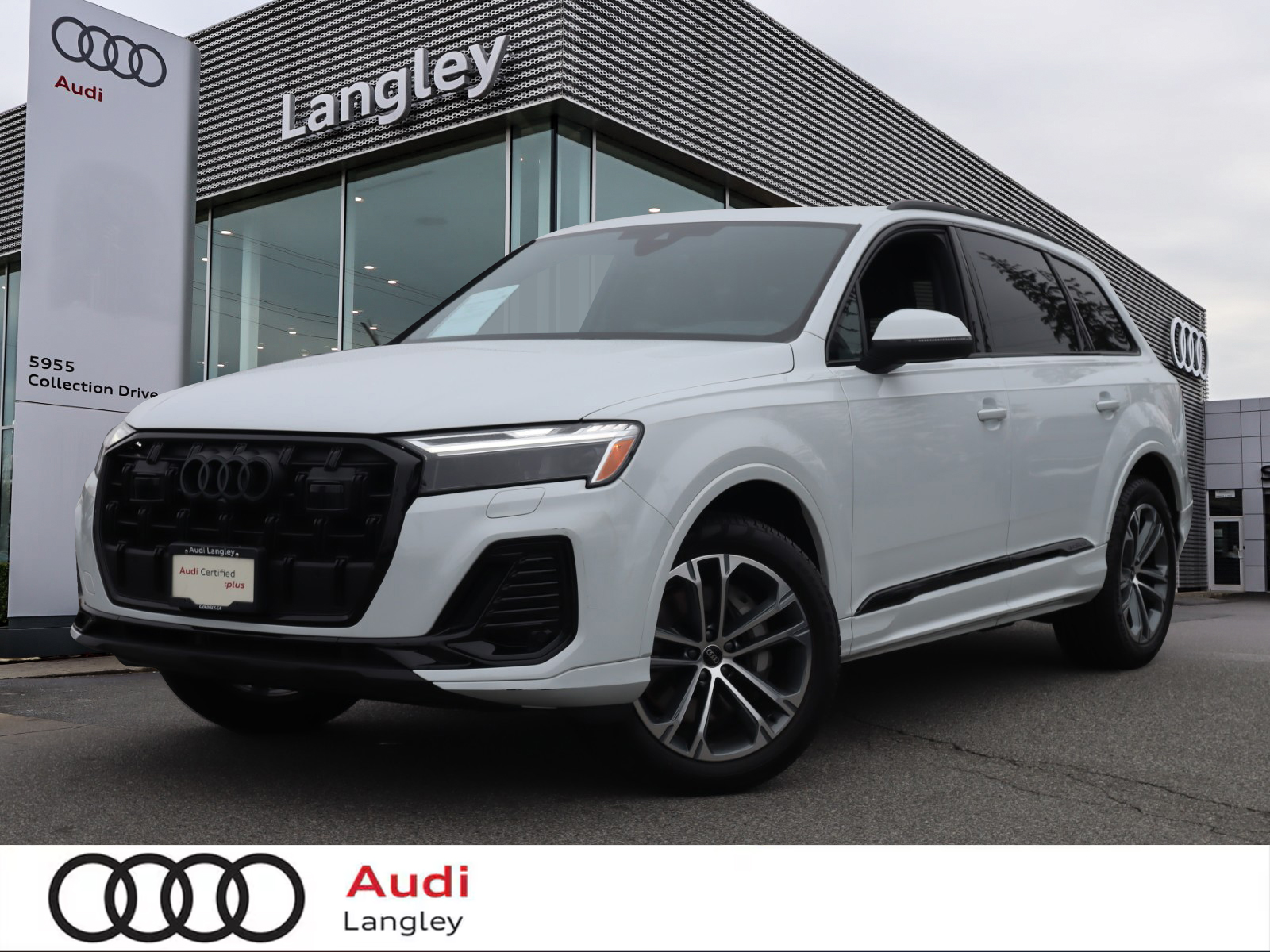 2026 Audi Q7 45 TFSI quattro - Main View