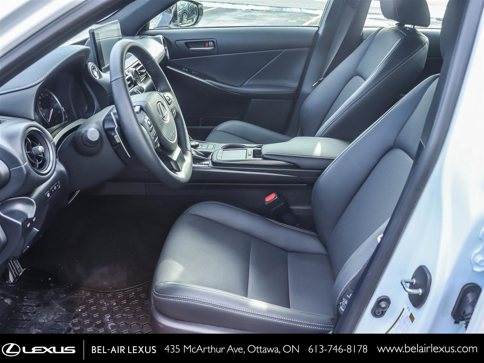2025 Lexus IS 300 7