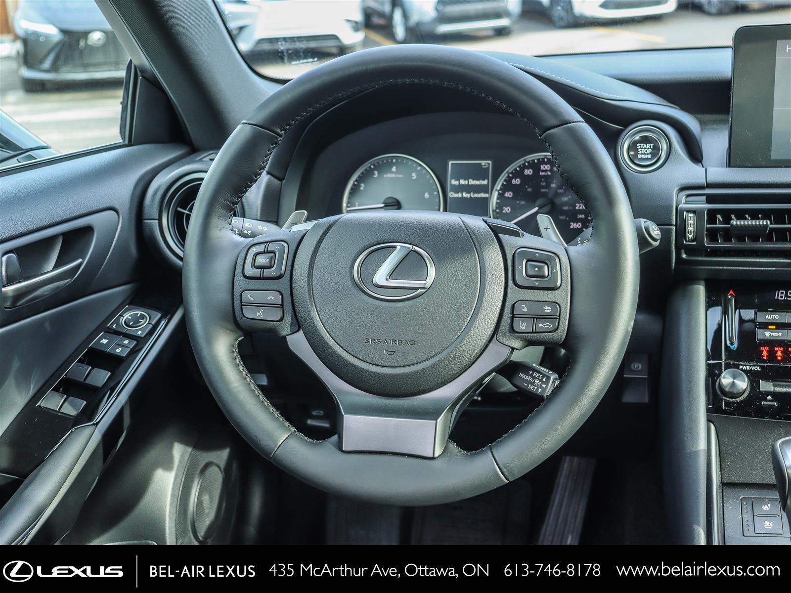 2025 Lexus IS 300 10