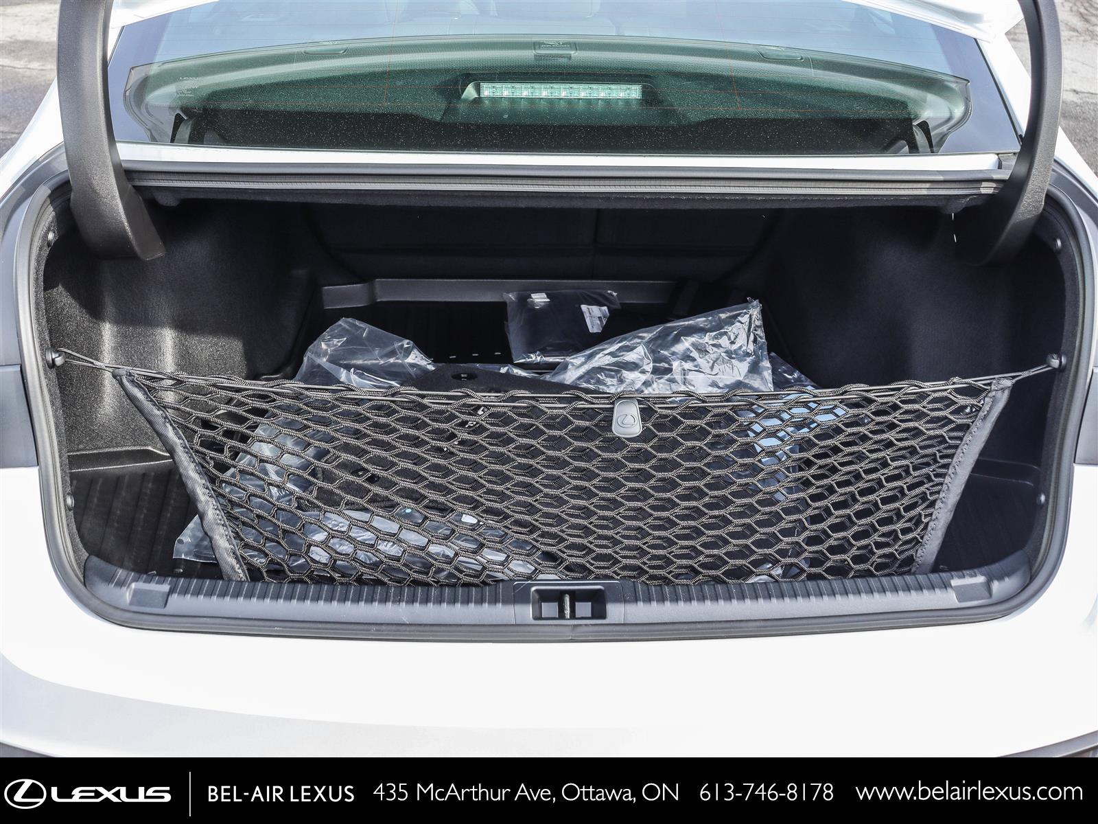 2025 Lexus IS 300 18
