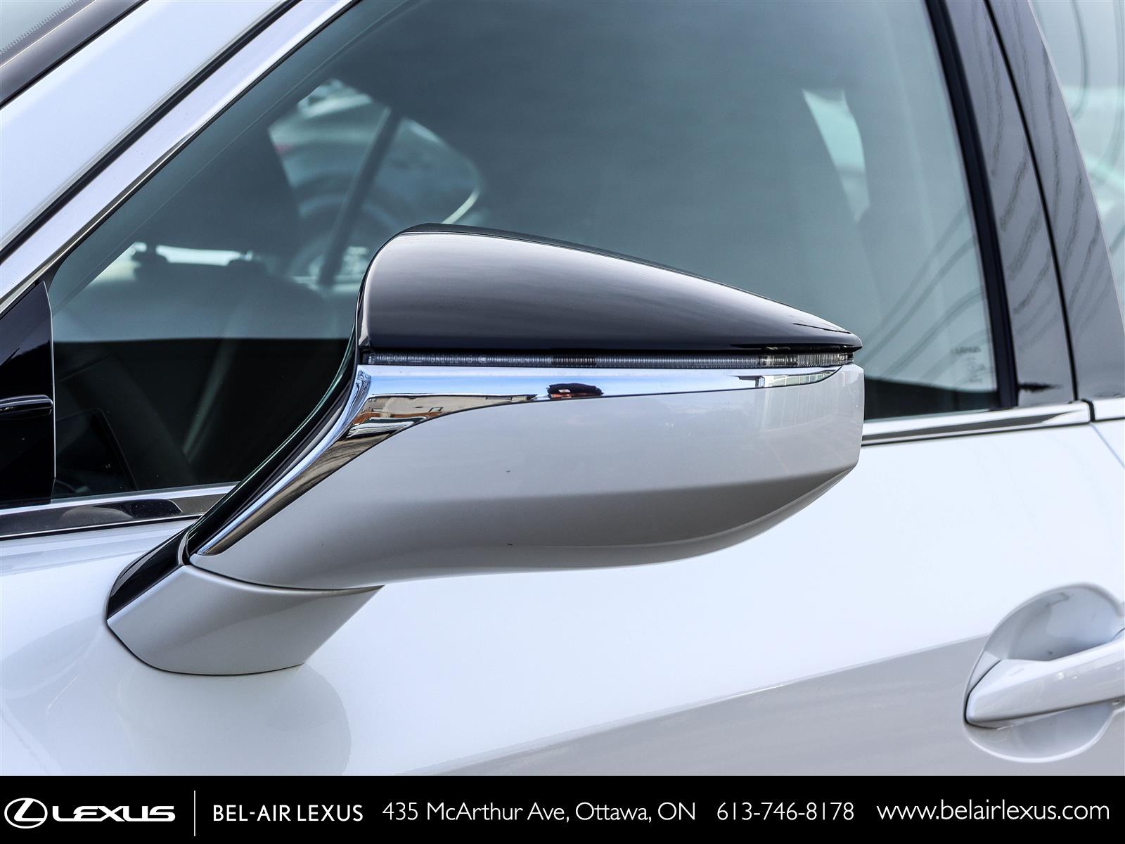 2025 Lexus IS 300 22