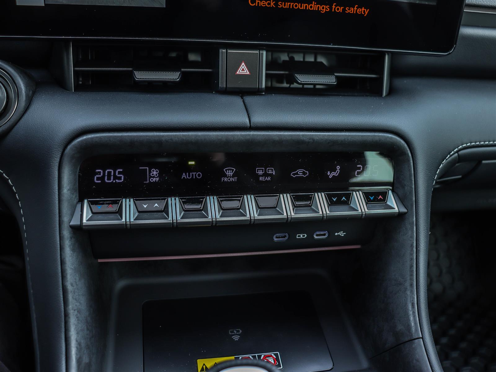 2026 Lexus IS 350 27