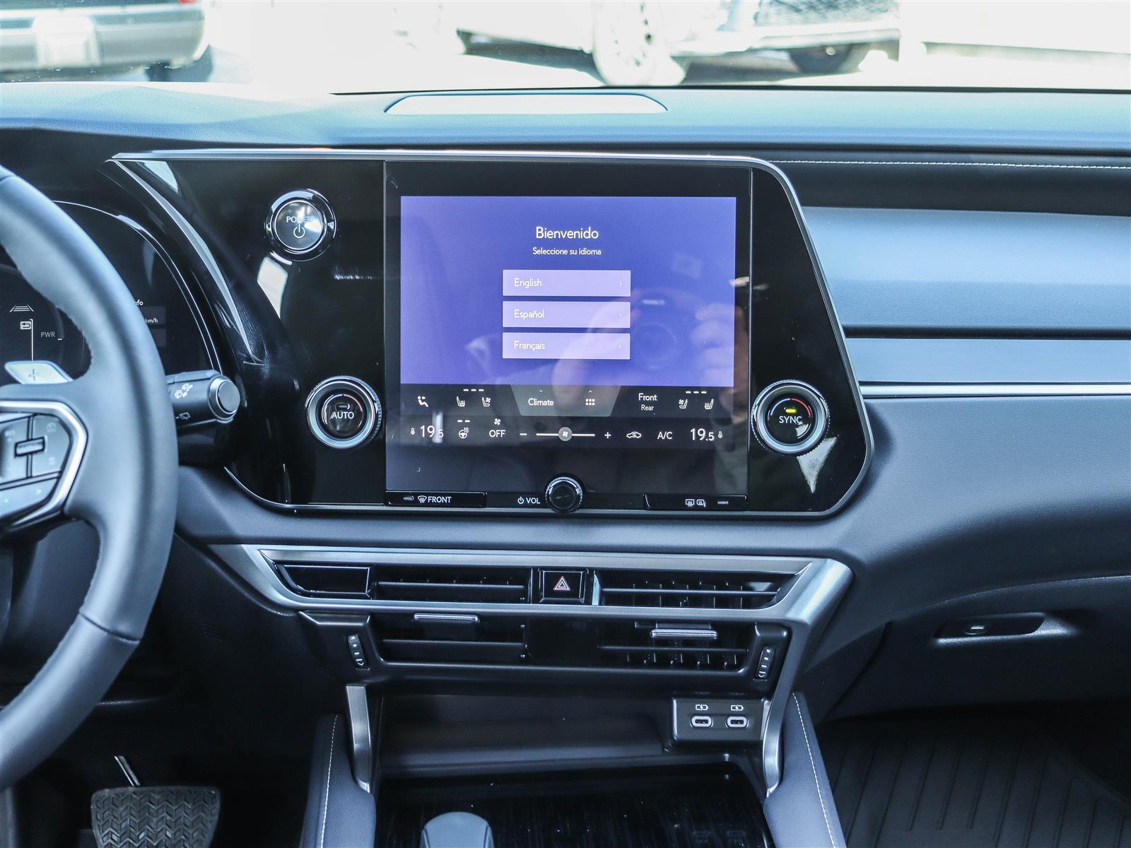 2026 Lexus RX 350h 11