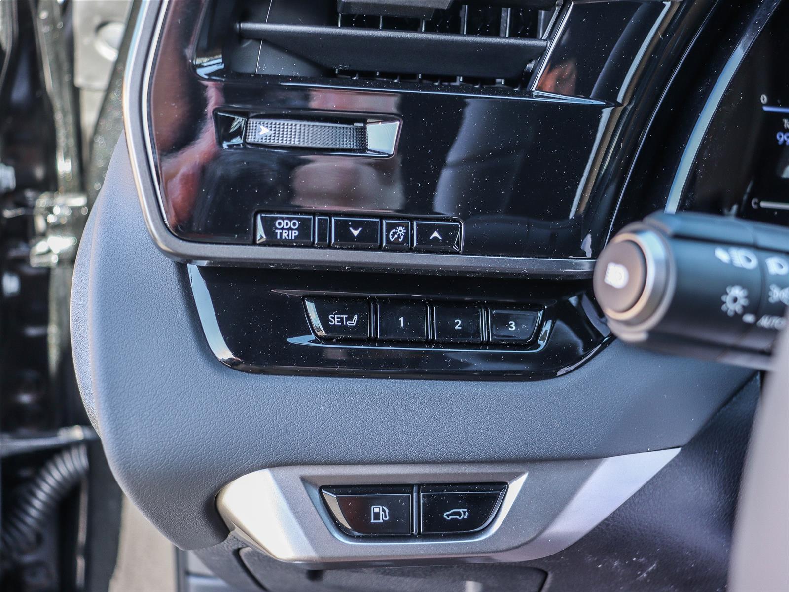 2026 Lexus RX 350 23