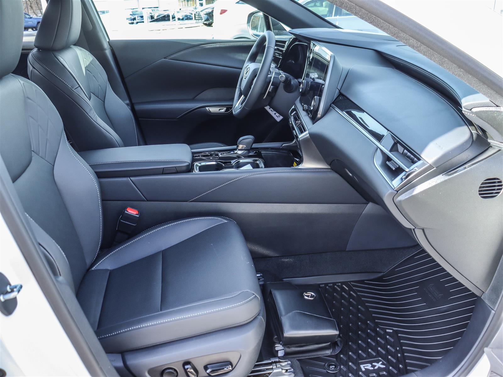2026 Lexus RX 350h 14