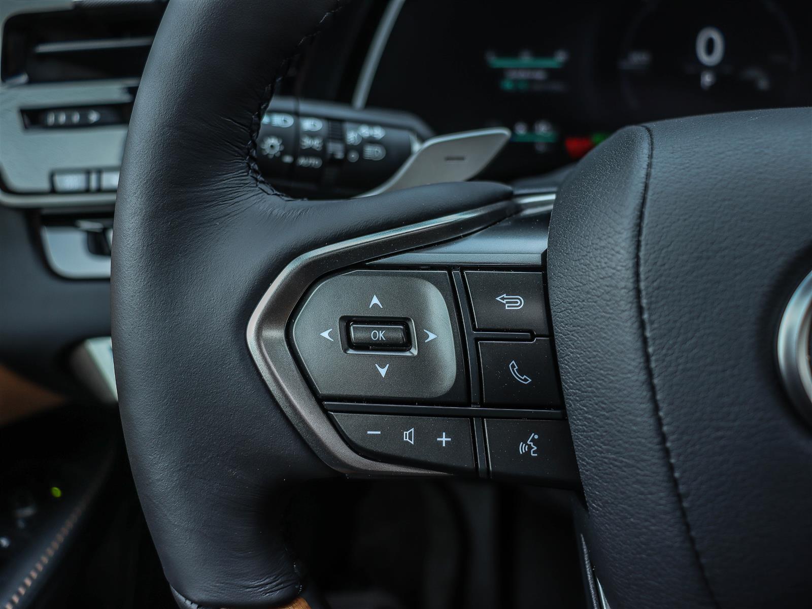 2026 Lexus RX 450h+ 24
