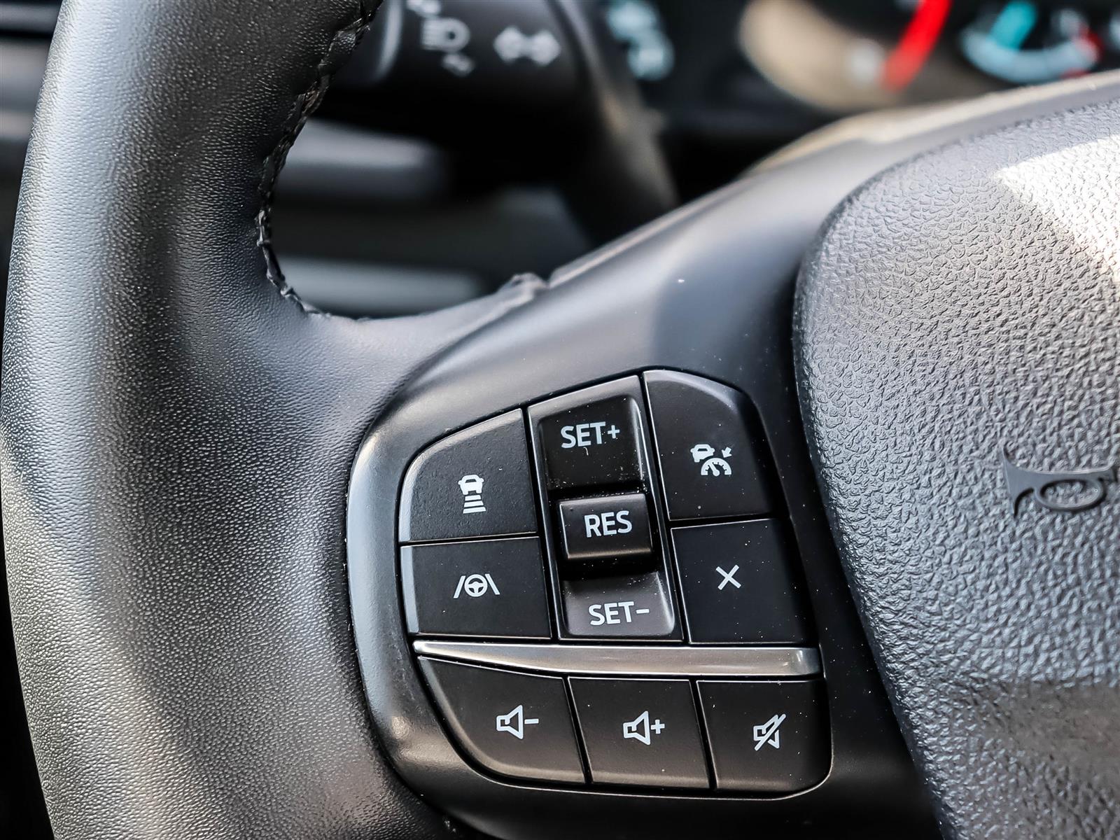 2022 Ford Escape SE AWD - Thumbnail 32
