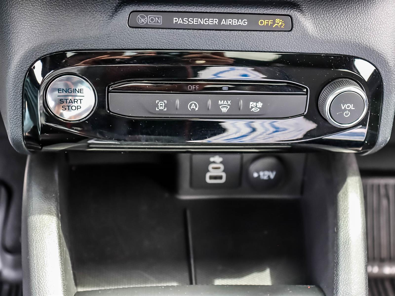 2024 Ford Escape ST-Line AWD - Thumbnail 33