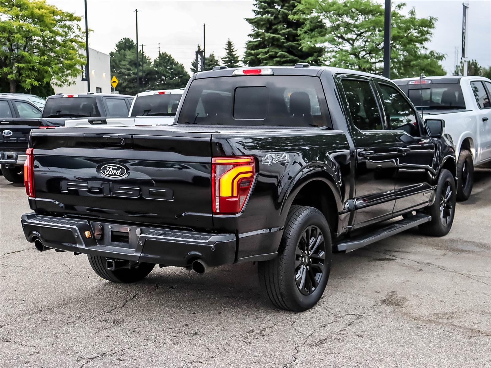2024 Ford F-150 4x4 SuperCrew LARIAT - 145" WB - Thumbnail 5