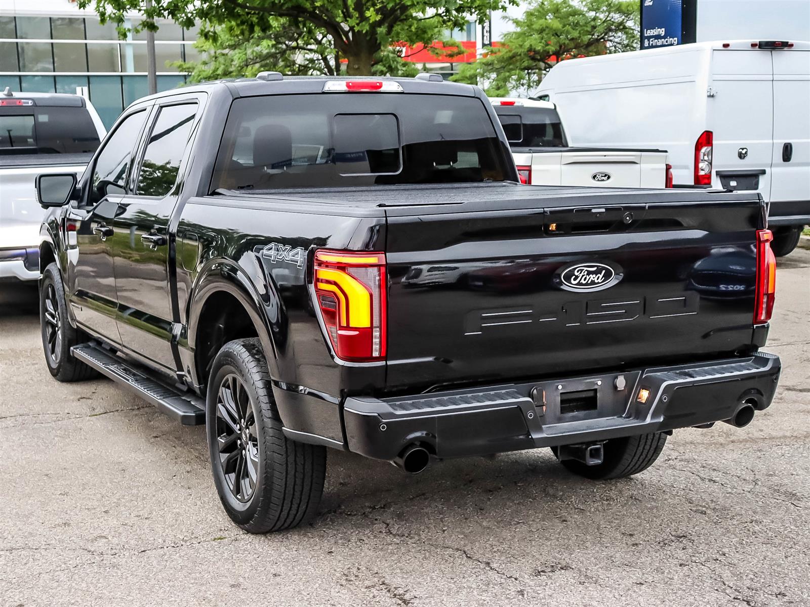 2024 Ford F-150 4x4 SuperCrew LARIAT - 145" WB - Thumbnail 7