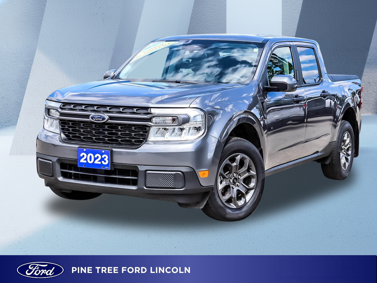 2023 Ford Maverick XLT Crew Cab FWD 2.5L Hybrid - Main View