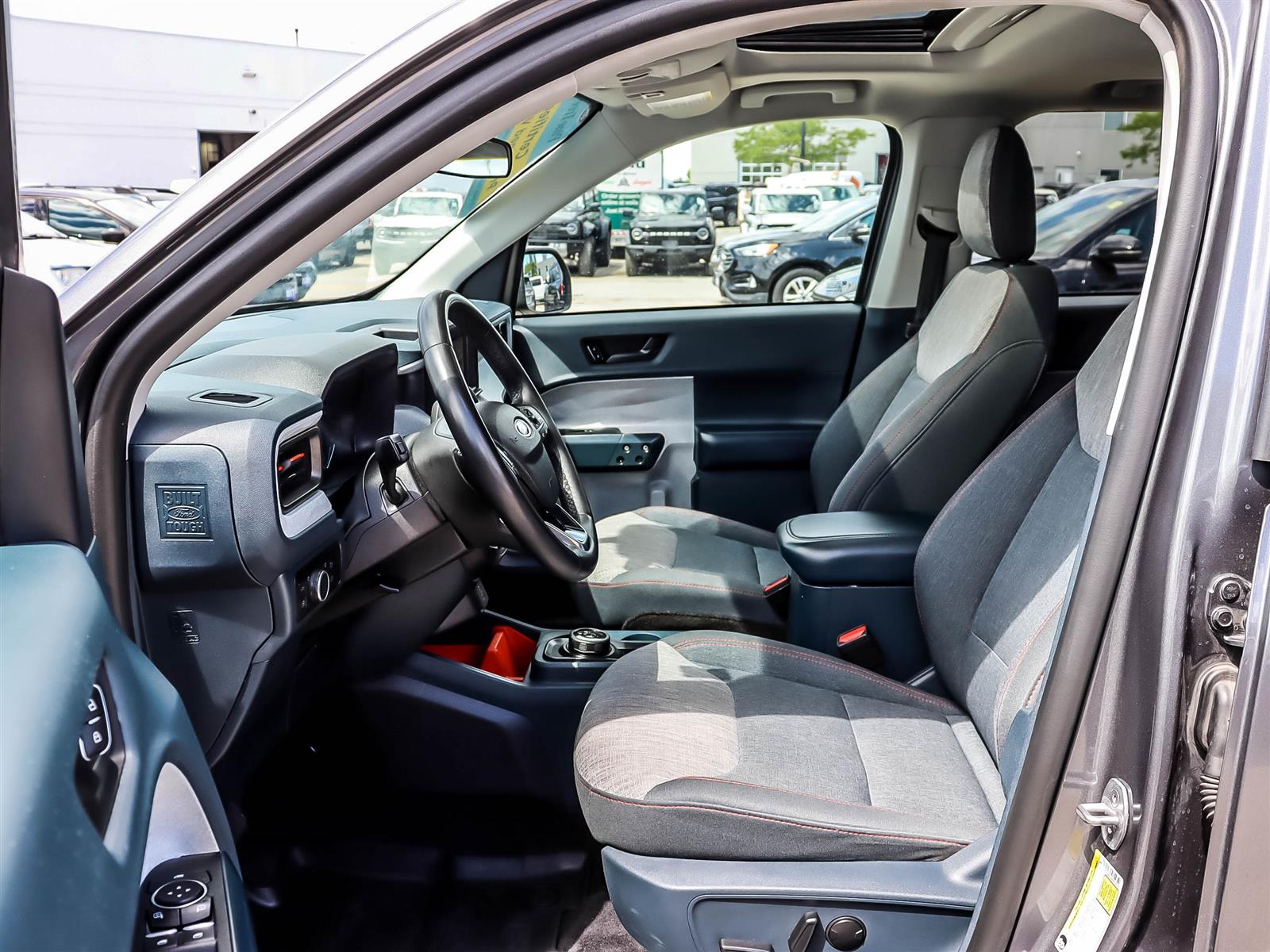 2023 Ford Maverick XLT Crew Cab FWD 2.5L Hybrid - Thumbnail 11