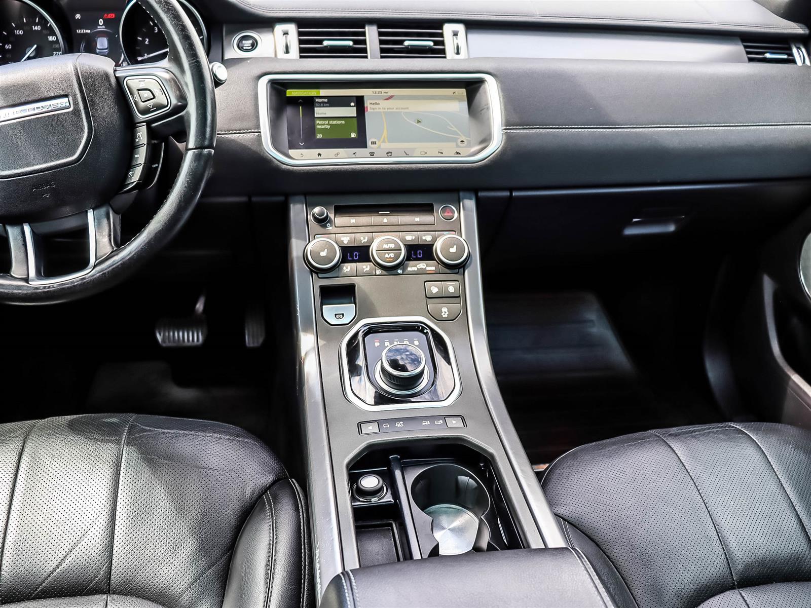 2018 Land Rover Range Rover Evoque 237hp Landmark- Special Edition - Thumbnail 14