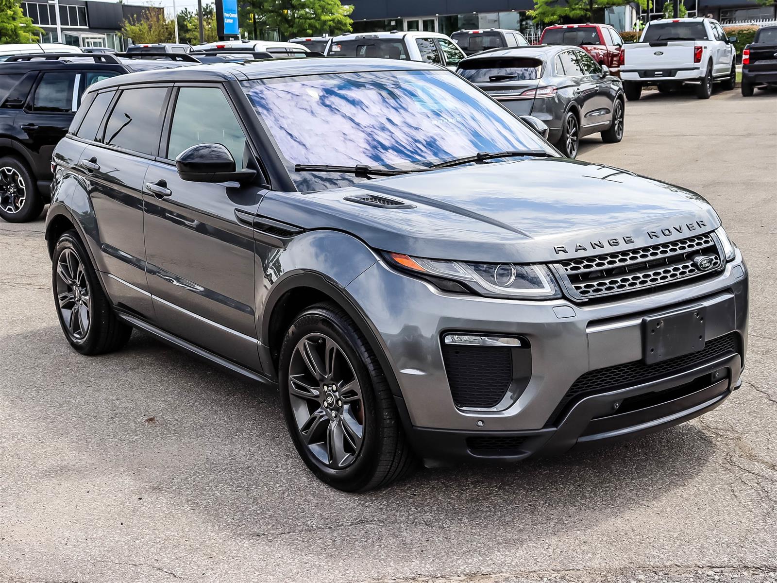 2018 Land Rover Range Rover Evoque 237hp Landmark- Special Edition - Thumbnail 3