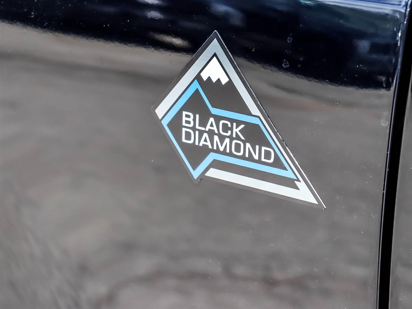 2023 Ford Bronco 4-Door Black Diamond Advanced - Thumbnail 24