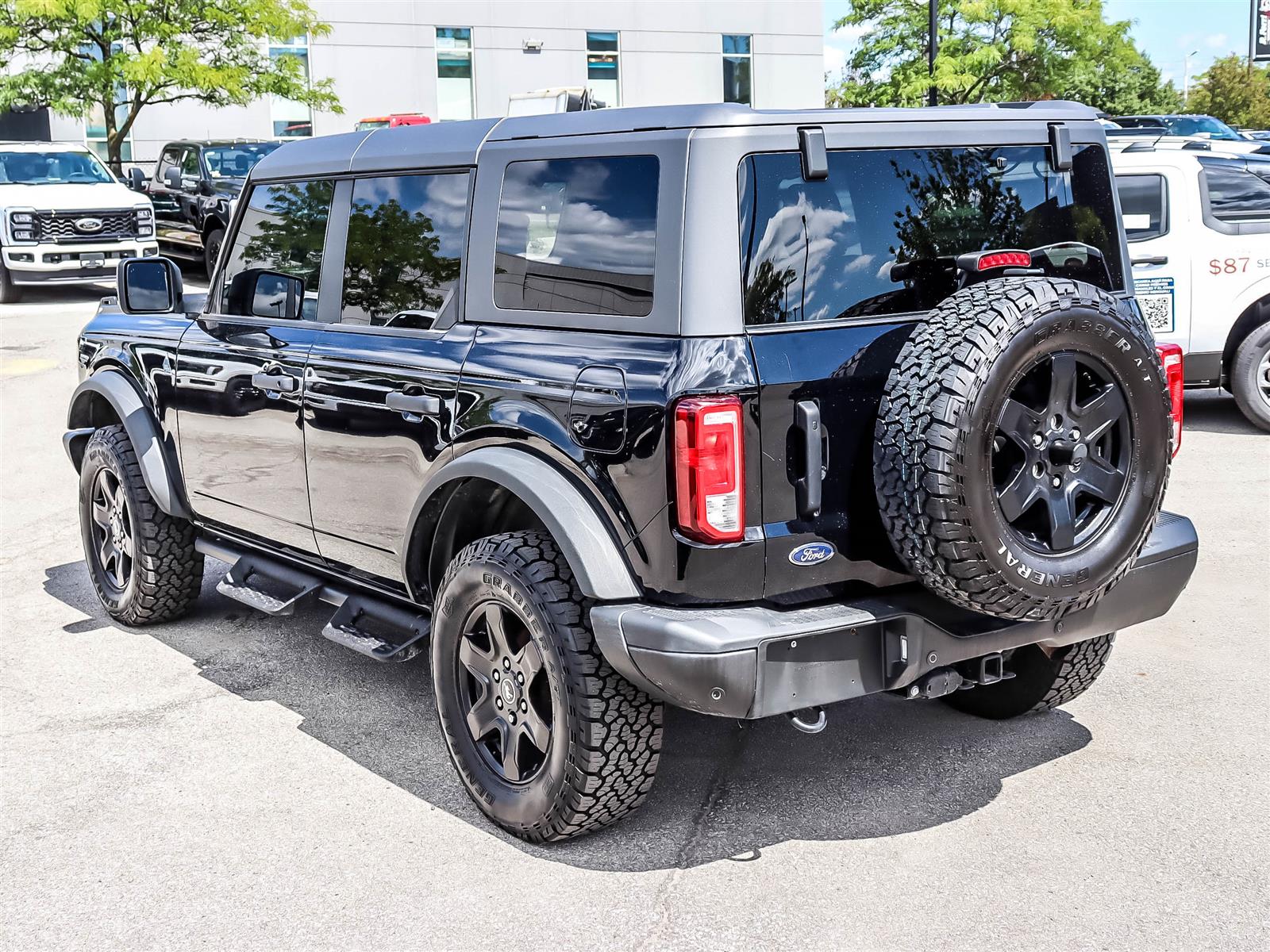 2023 Ford Bronco 4-Door Black Diamond Advanced - Thumbnail 7