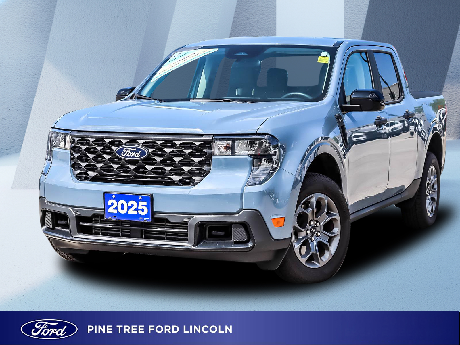 2025 Ford Maverick XLT AWD SuperCrew - Main View