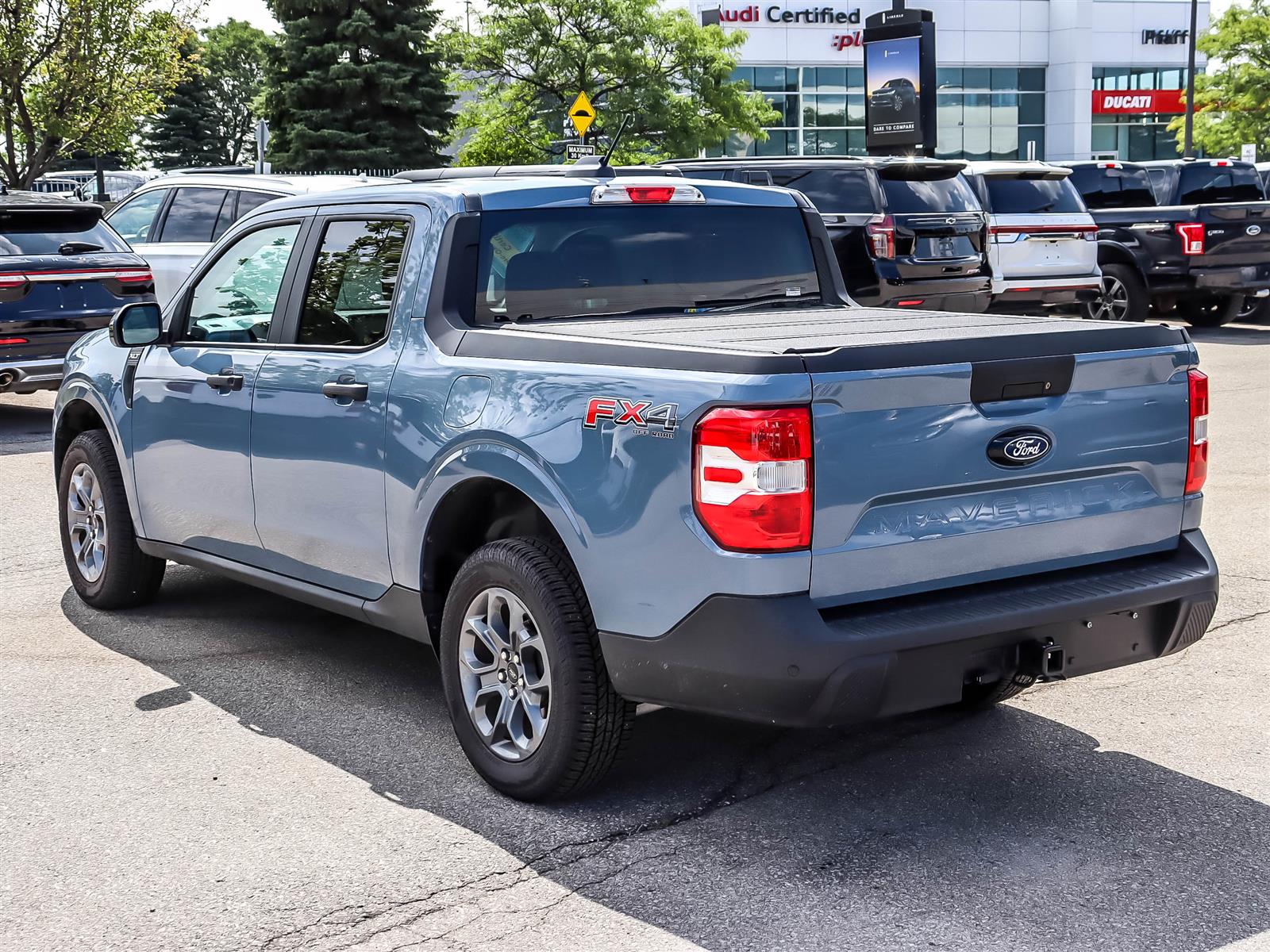 2025 Ford Maverick XLT AWD SuperCrew - Thumbnail 7