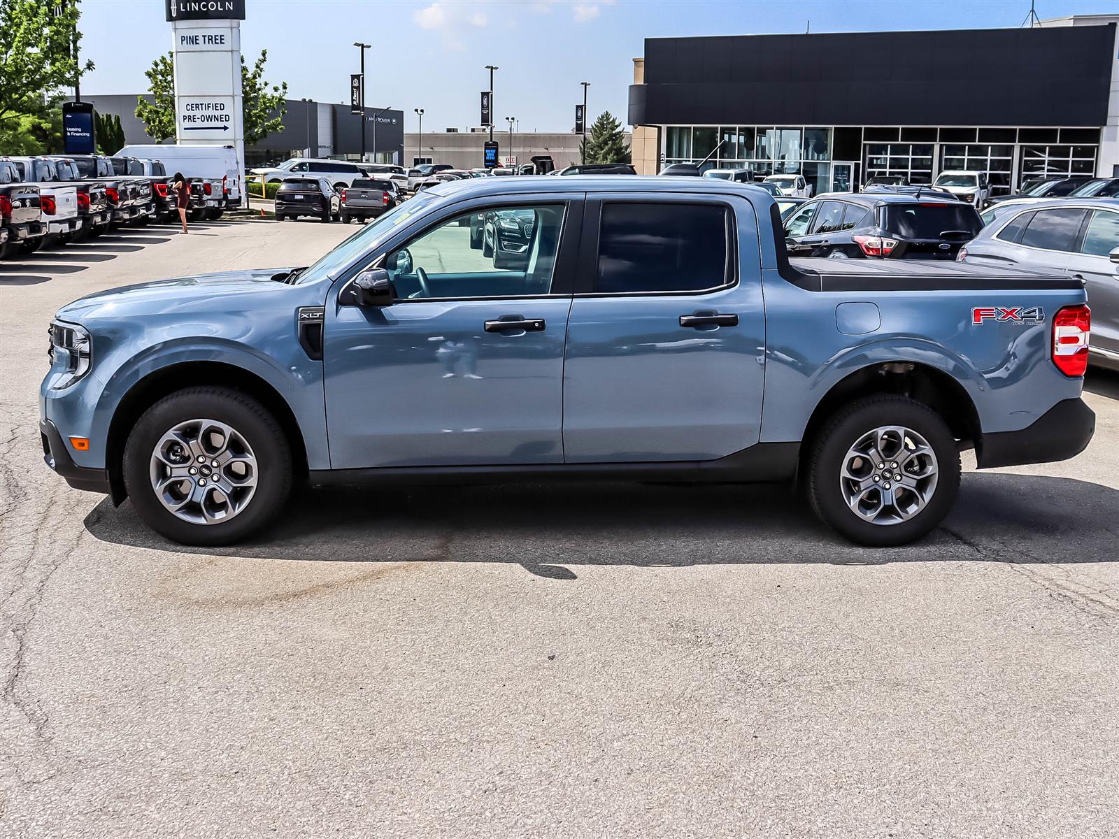 2025 Ford Maverick XLT AWD SuperCrew - Thumbnail 8
