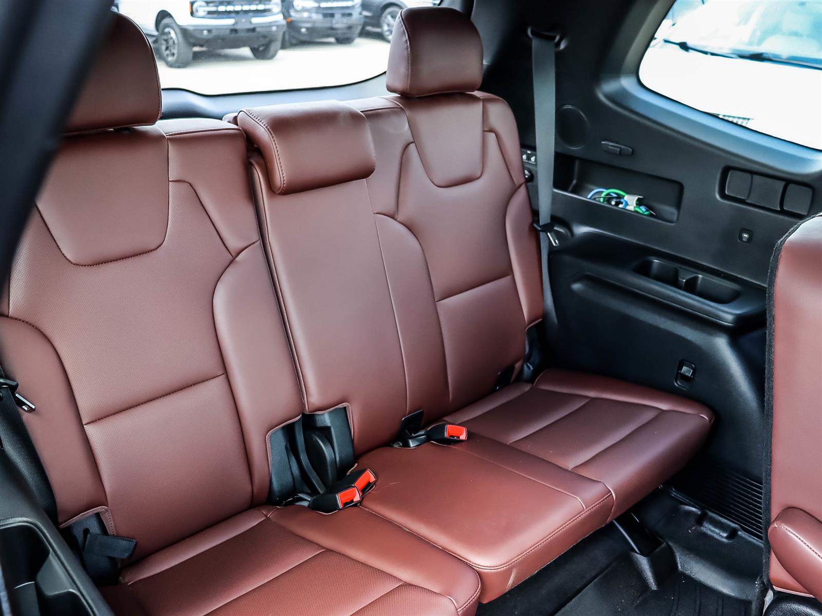 2024 Kia Telluride SX Limited w/Mahogany Interior AWD - Thumbnail 20