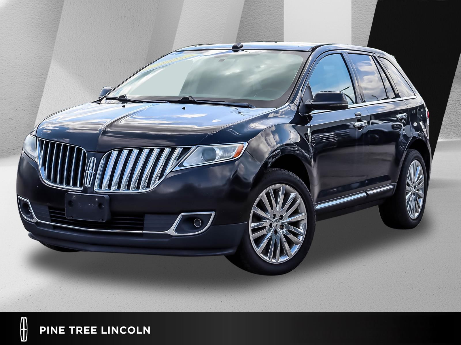 2013 Lincoln MKS AWD Ecoboost - Main View