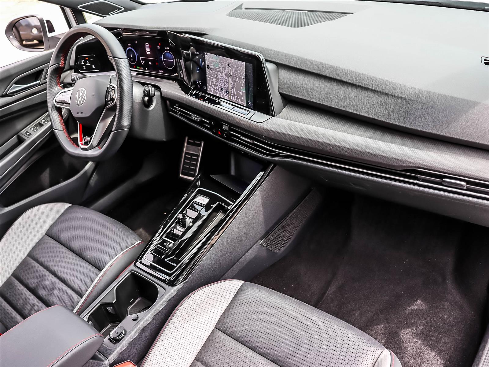 2024 Volkswagen Golf GTI Performance - Thumbnail 14