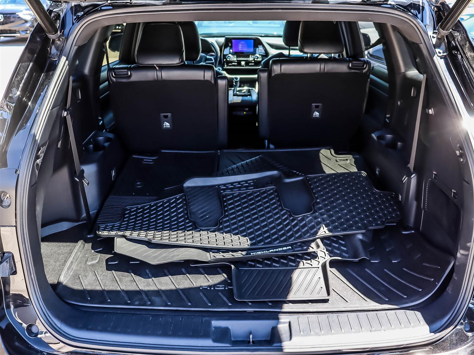 2023 Toyota Highlander XSE - Thumbnail 19