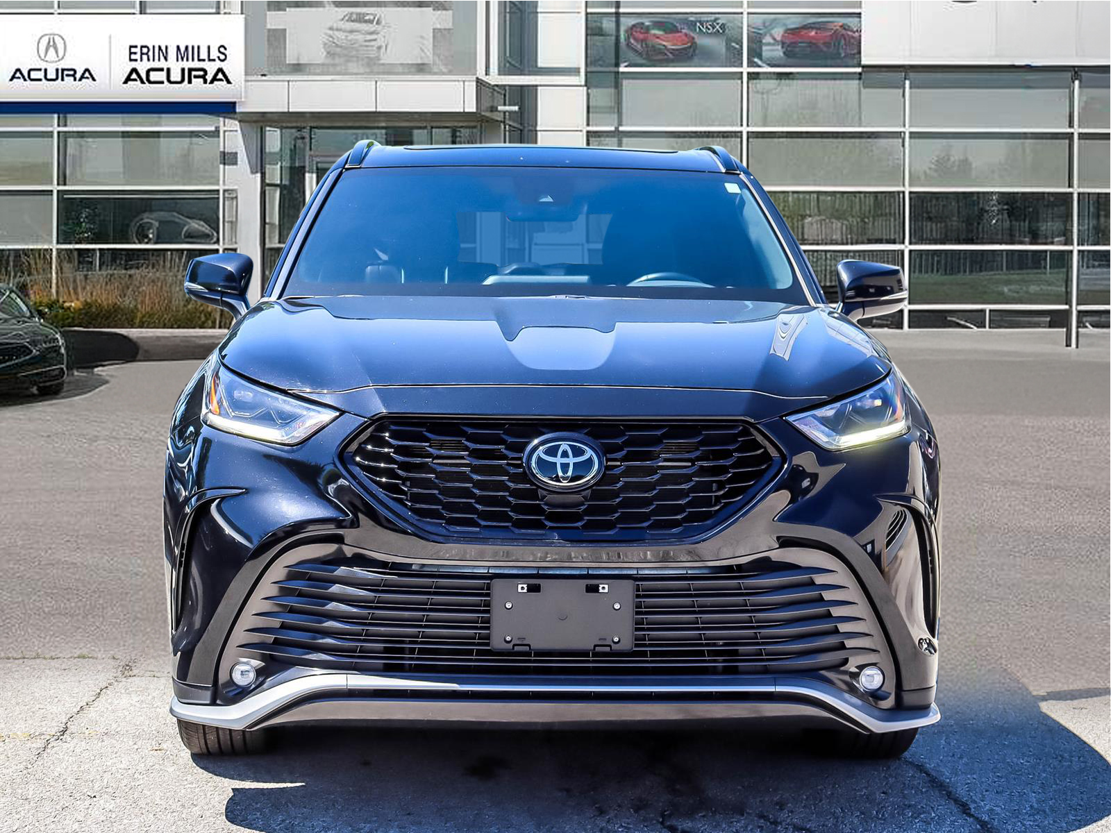 2023 Toyota Highlander XSE - Thumbnail 2
