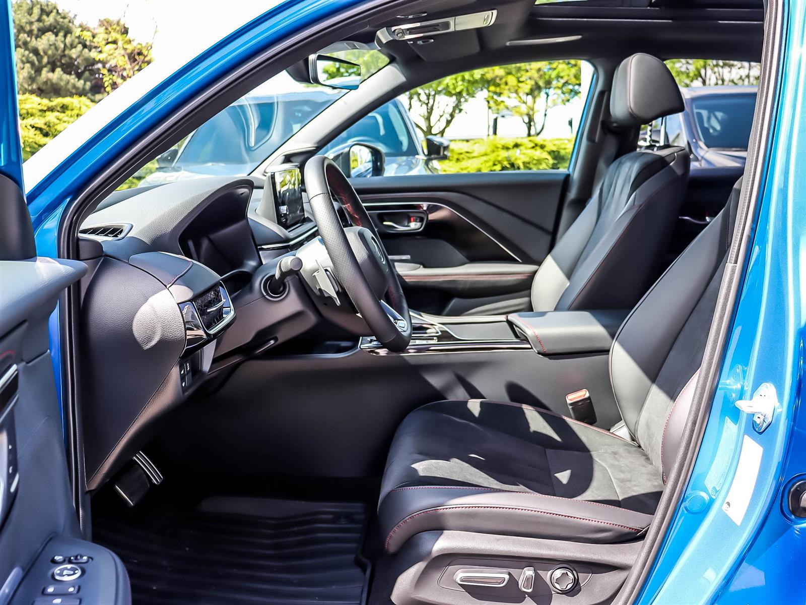 2026 Acura ADX - Thumbnail 8