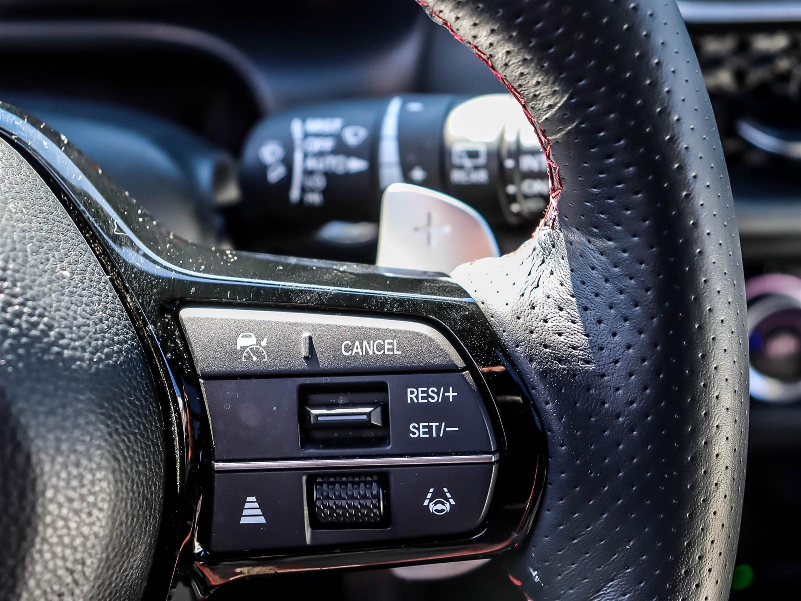 2026 Acura ADX - Thumbnail 33